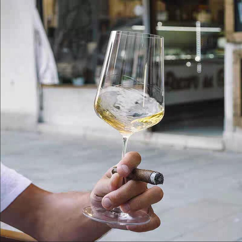1 Copo de Vinho Borgonha Estil - Crystal Wine Glass avaliação e preço